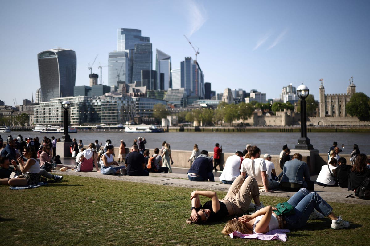 UK weather: how long will the hot weather last?