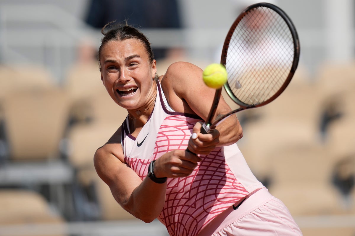 Marta Kostyuk booed for not shaking Aryna Sabalenka’s hand in French Open defeat