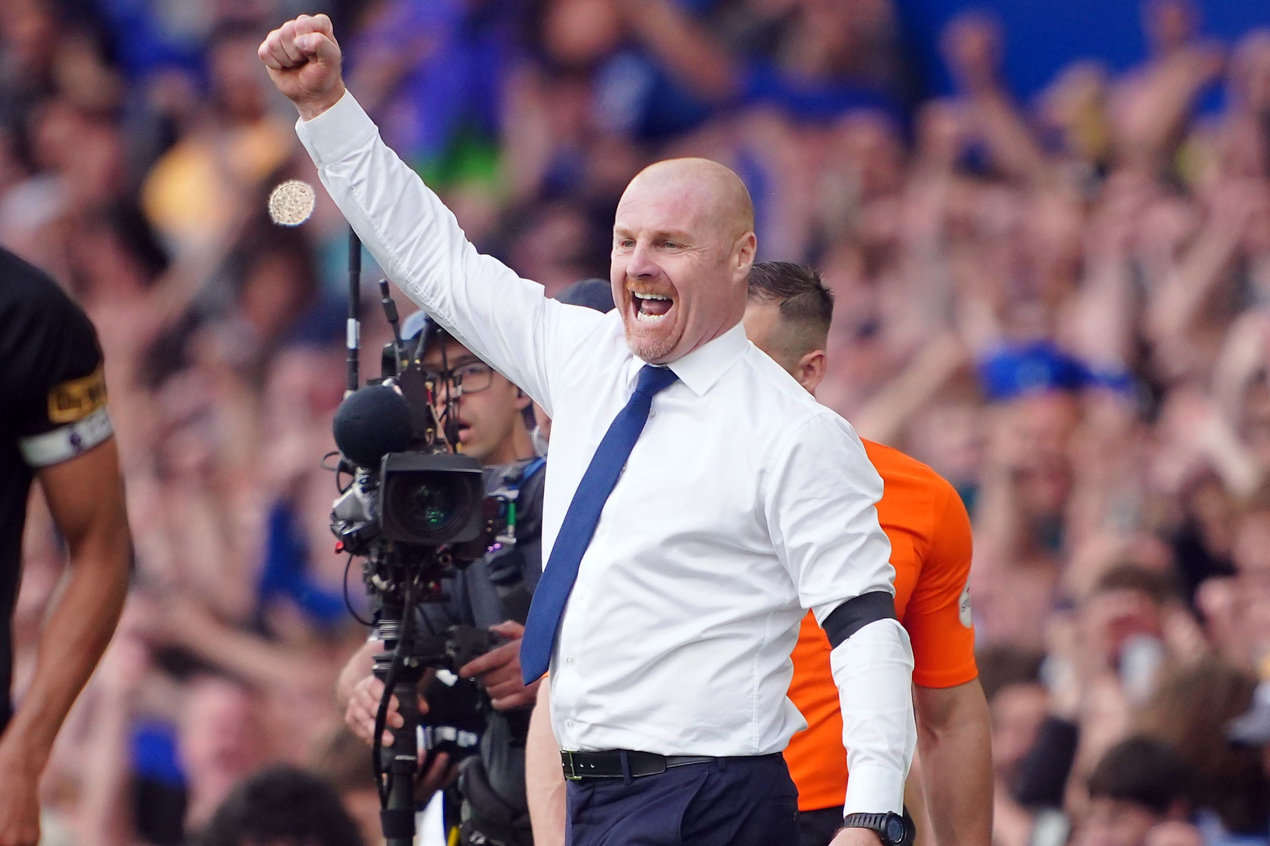 Sean Dyche planning major changes at Everton after avoiding relegation |  The Independent