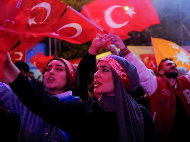 <p>Supporters of Erdogan celebrate his win in Istanbul</p>
