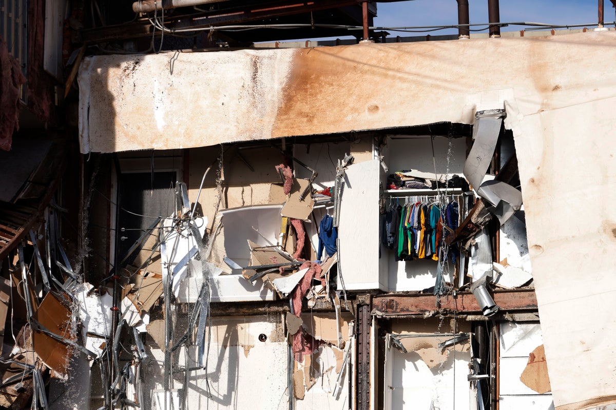 Ninth person rescued from wreckage of Iowa building collapse as demolition plans laid