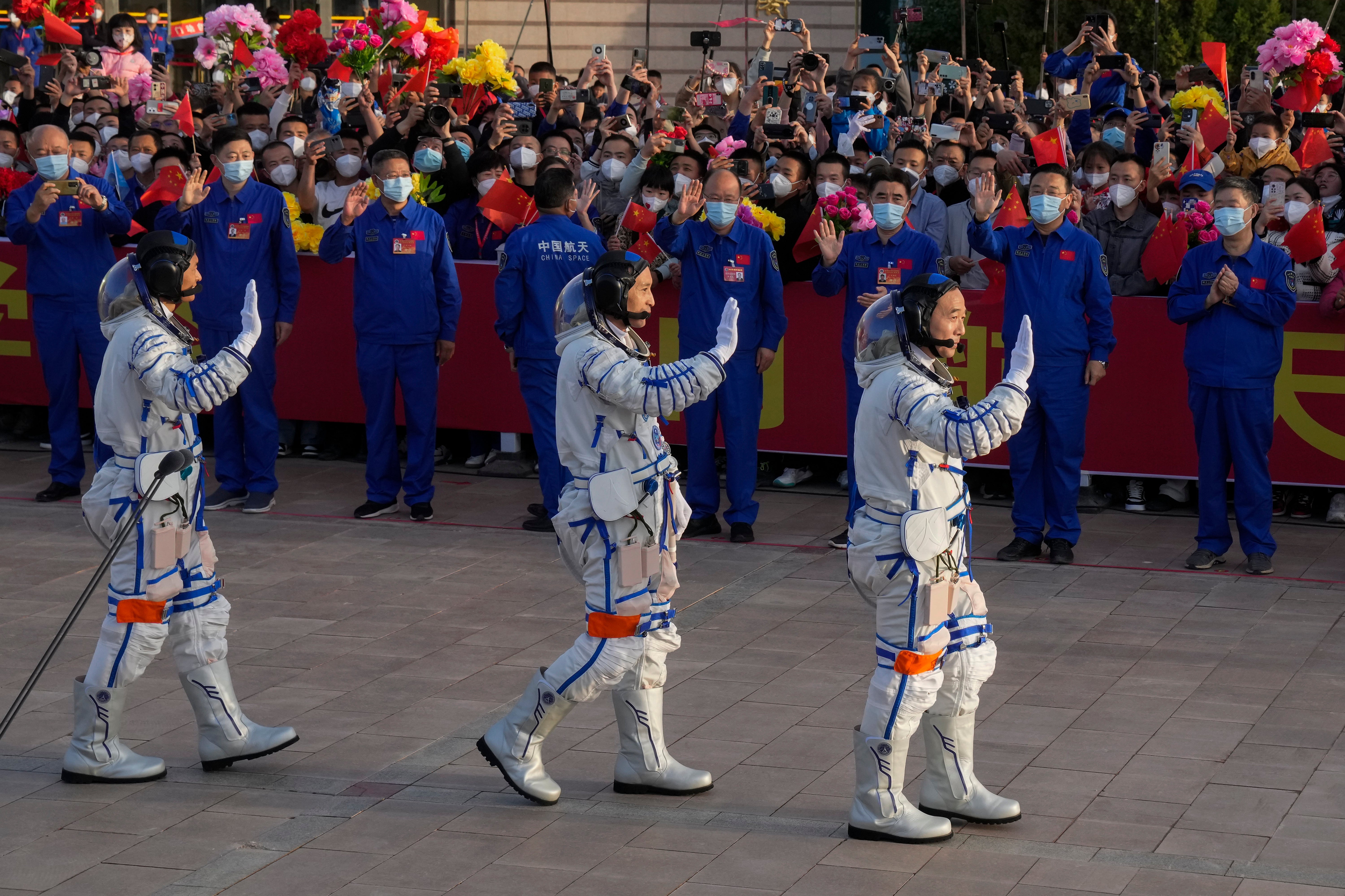 China announces plan to put boots on the moon before 2030 amid space race with US