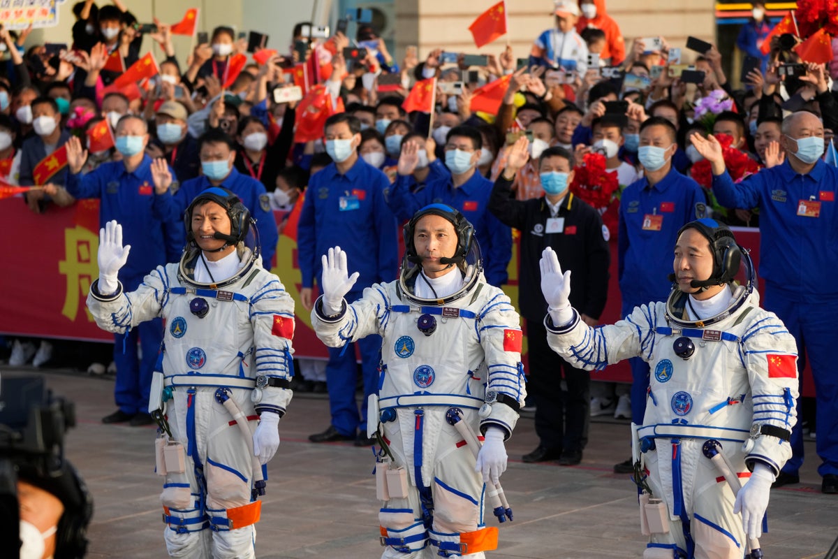 China launches new crew for space station, with eye to putting astronauts on moon before 2030