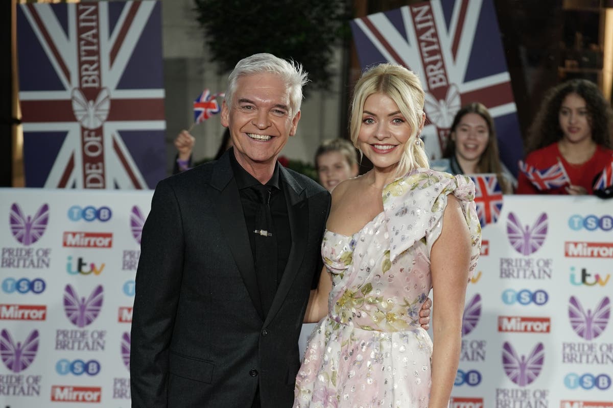 Holly Willoughby should follow Phillip Schofield out the door – Eamonn Holmes
