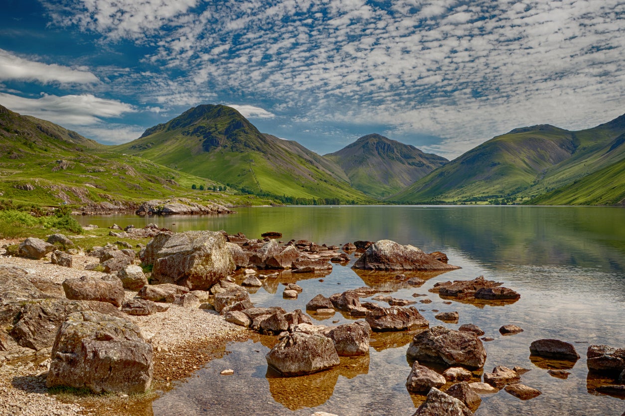 A view over Wastwater, with Scafell Pike in the background