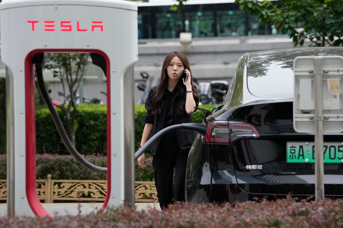 US ends probe into Tesla allowing video games while vehicles are moving, says feature was disabled