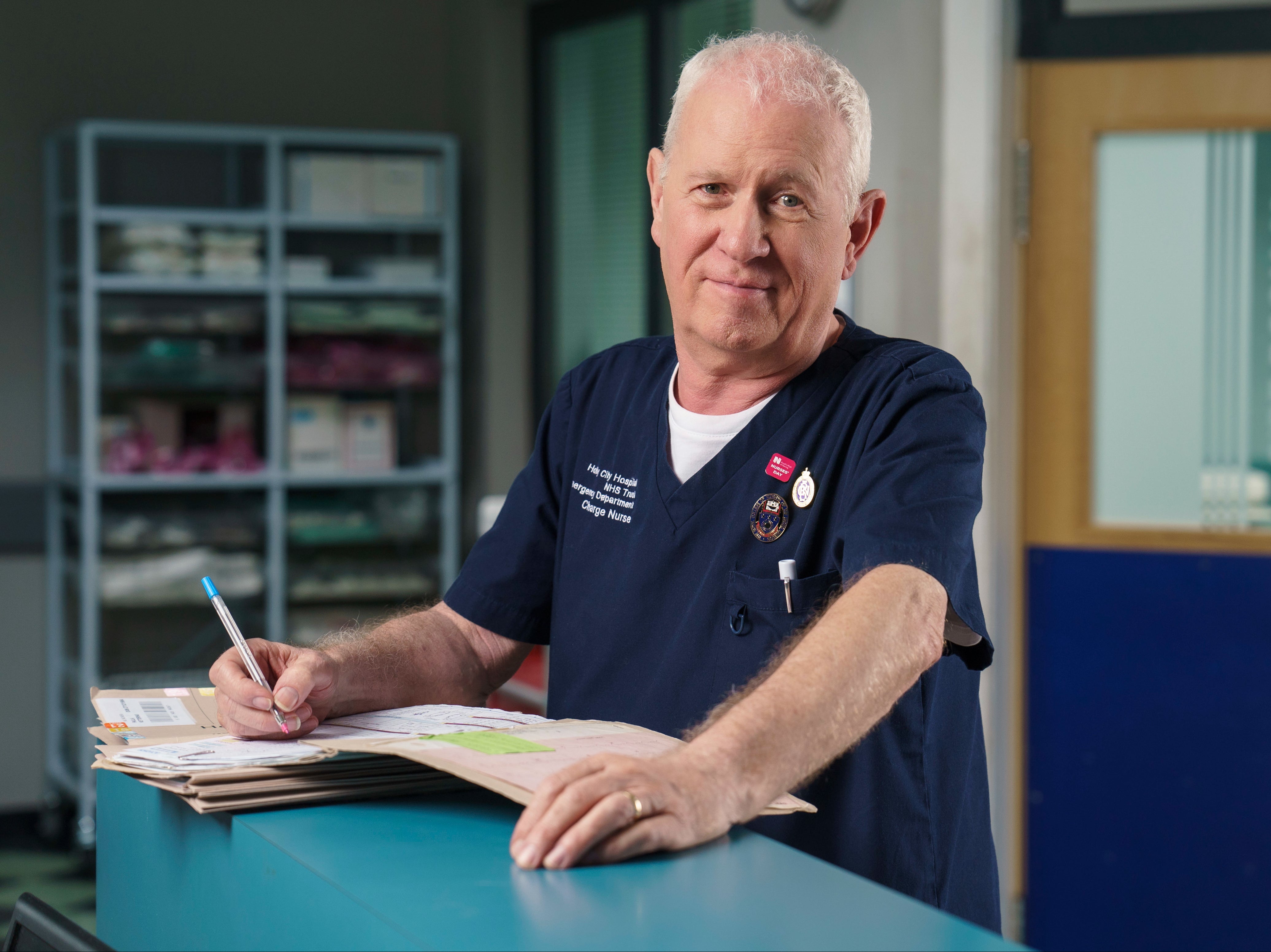 Secondo quanto riferito, Derek Thompson è stato attirato di nuovo in 