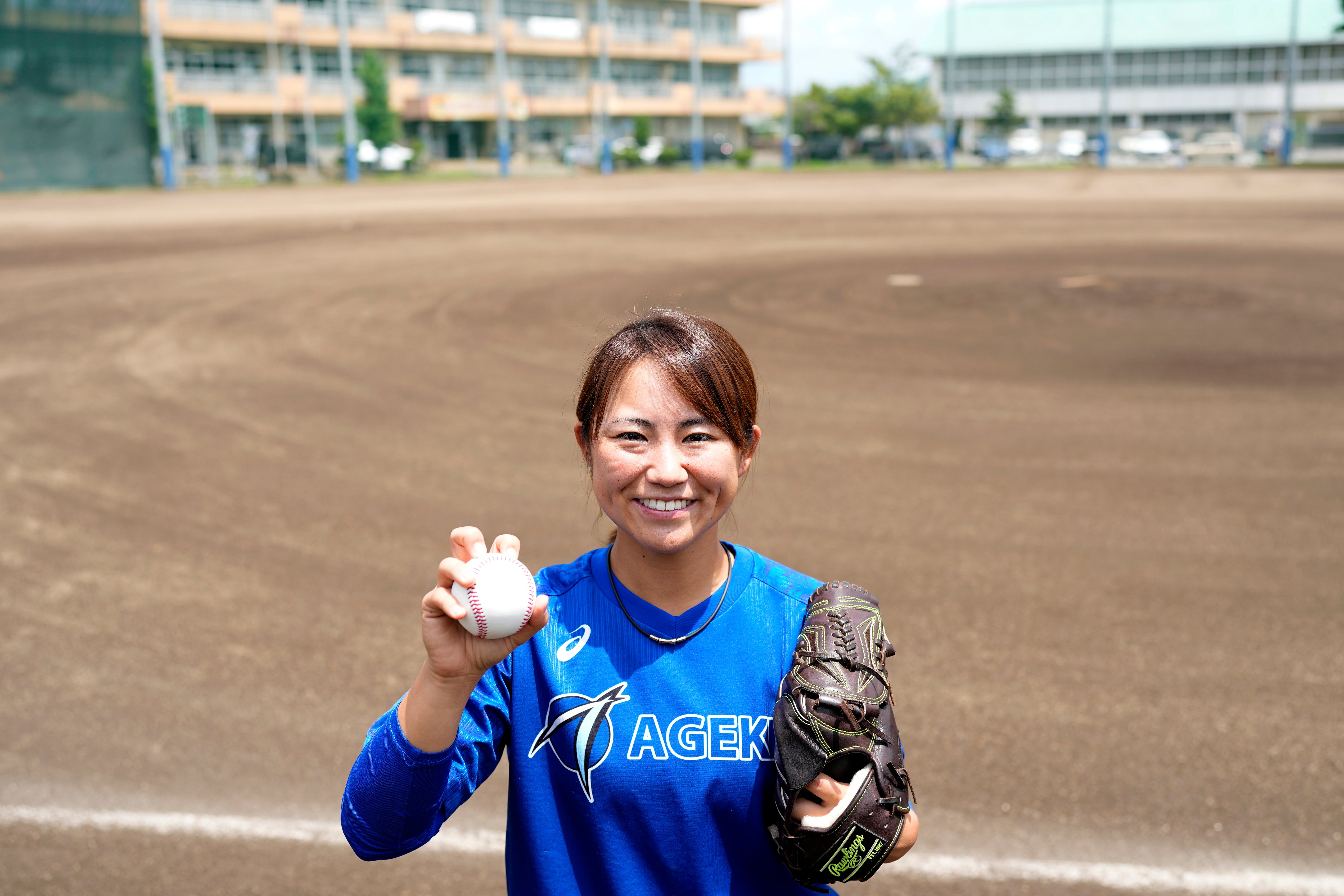 Japan Baseball Female Knuckleballer