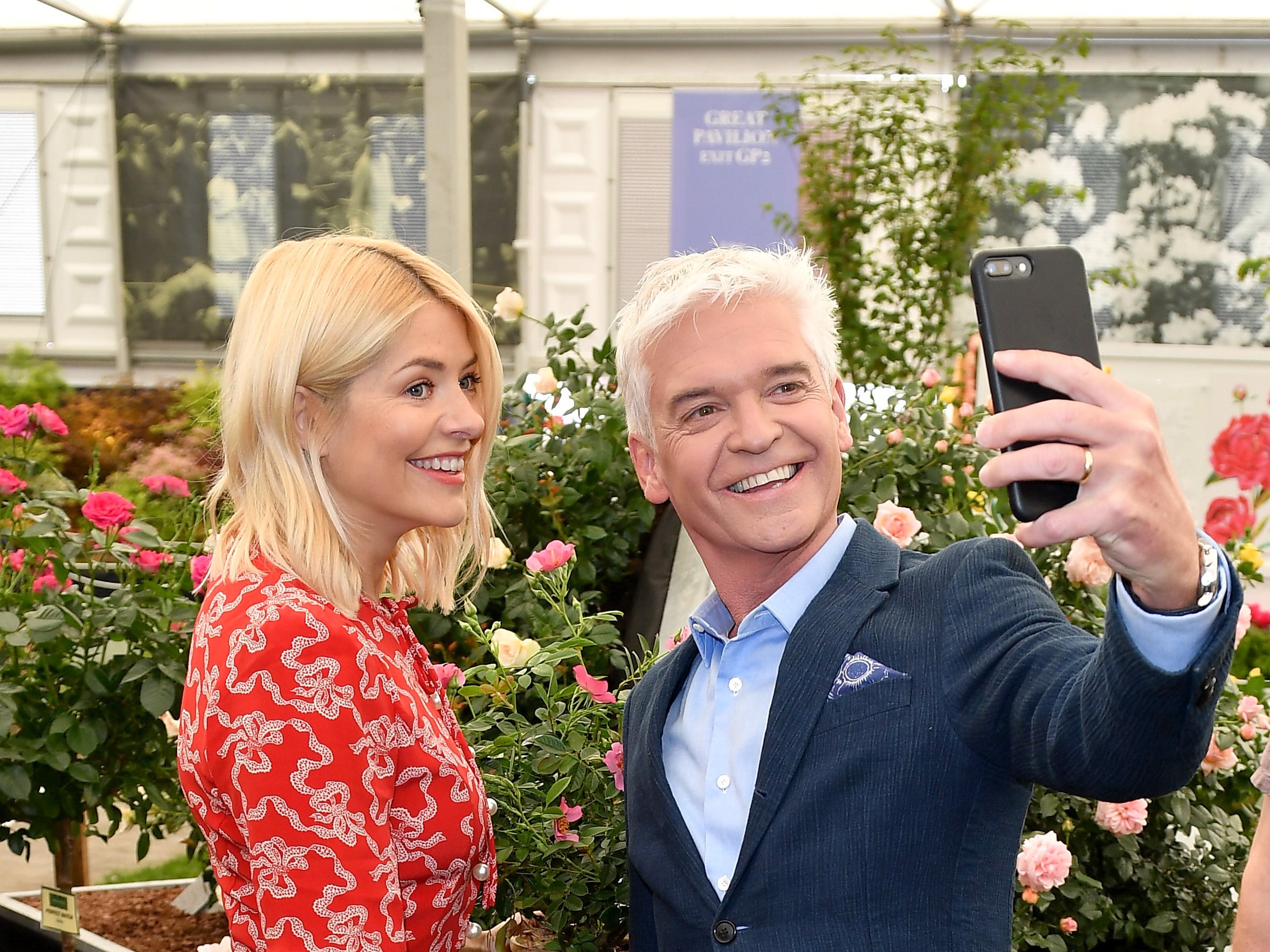 Holly Willoughby ‘has Nothing To Hide About Phillip Schofield And Will Return To This Morning 