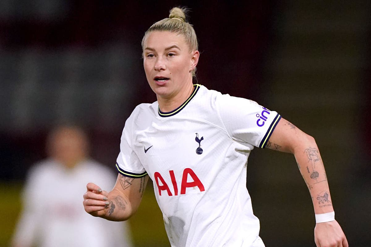 Bethany England included in England&rsquo;s World Cup squad but Beth Mead misses out