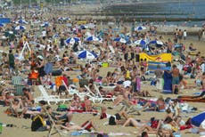 First heat health warning of the year issued as temperatures set to soar to 29C