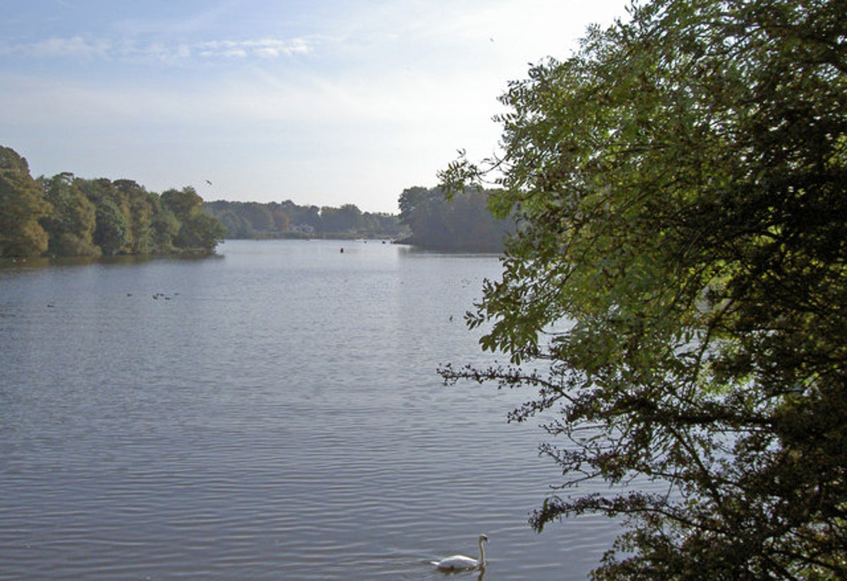 Teenage girl dies after ‘getting into distress’ at Merseyside reservoir 