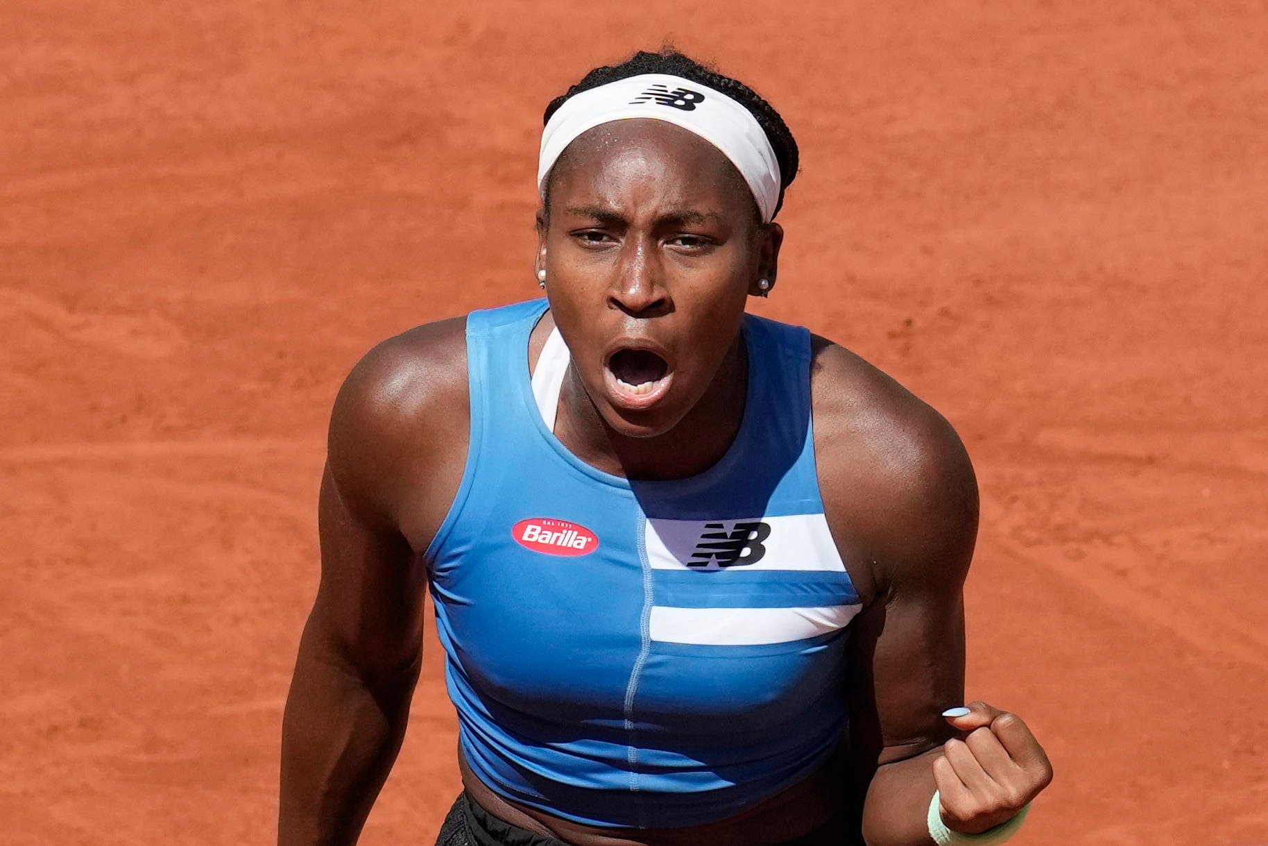 Coco Gauff wins French Open’s battle of the starlets while Iga Swiatek ...