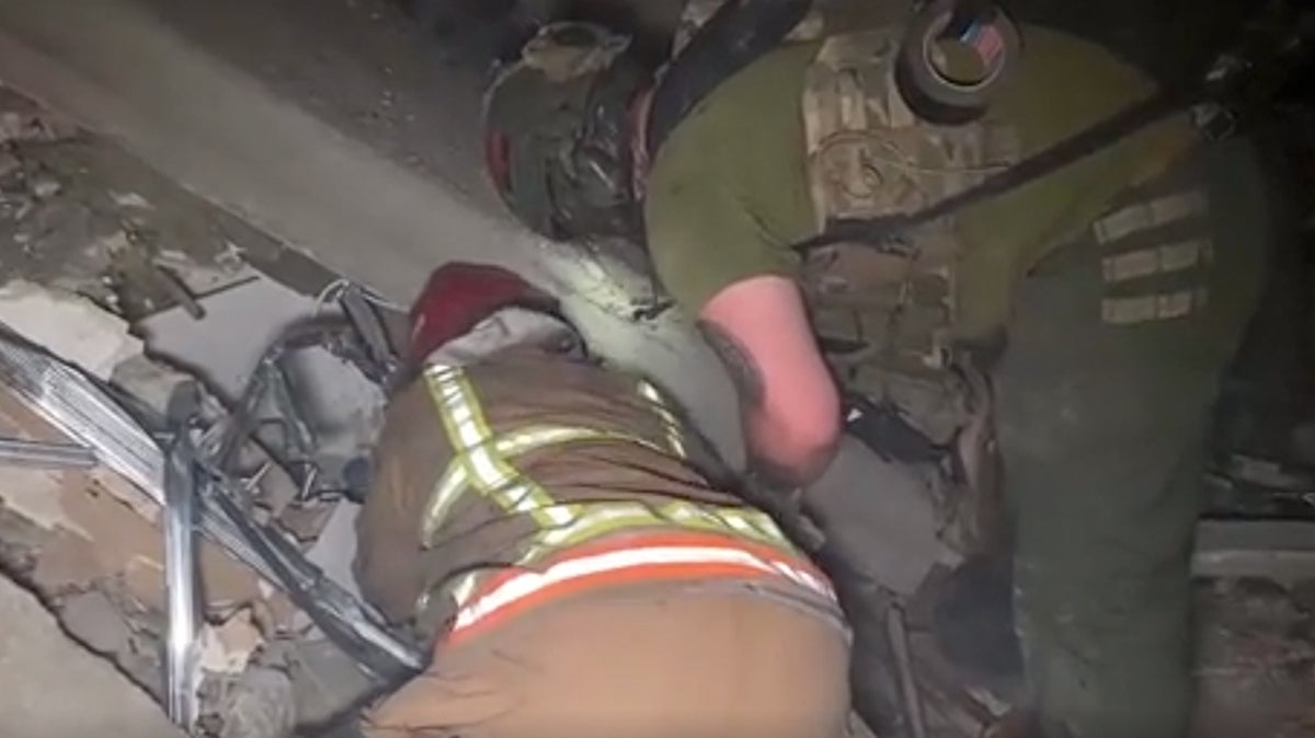 Ukraine: Rescue workers search rubble of residential building after airstrike kills two-year-old