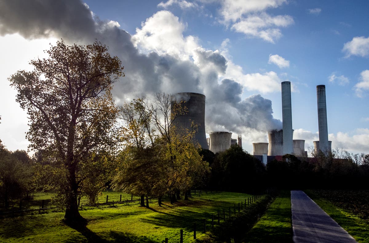 Amount of warming triggering carbon dioxide in air hits new peak ...