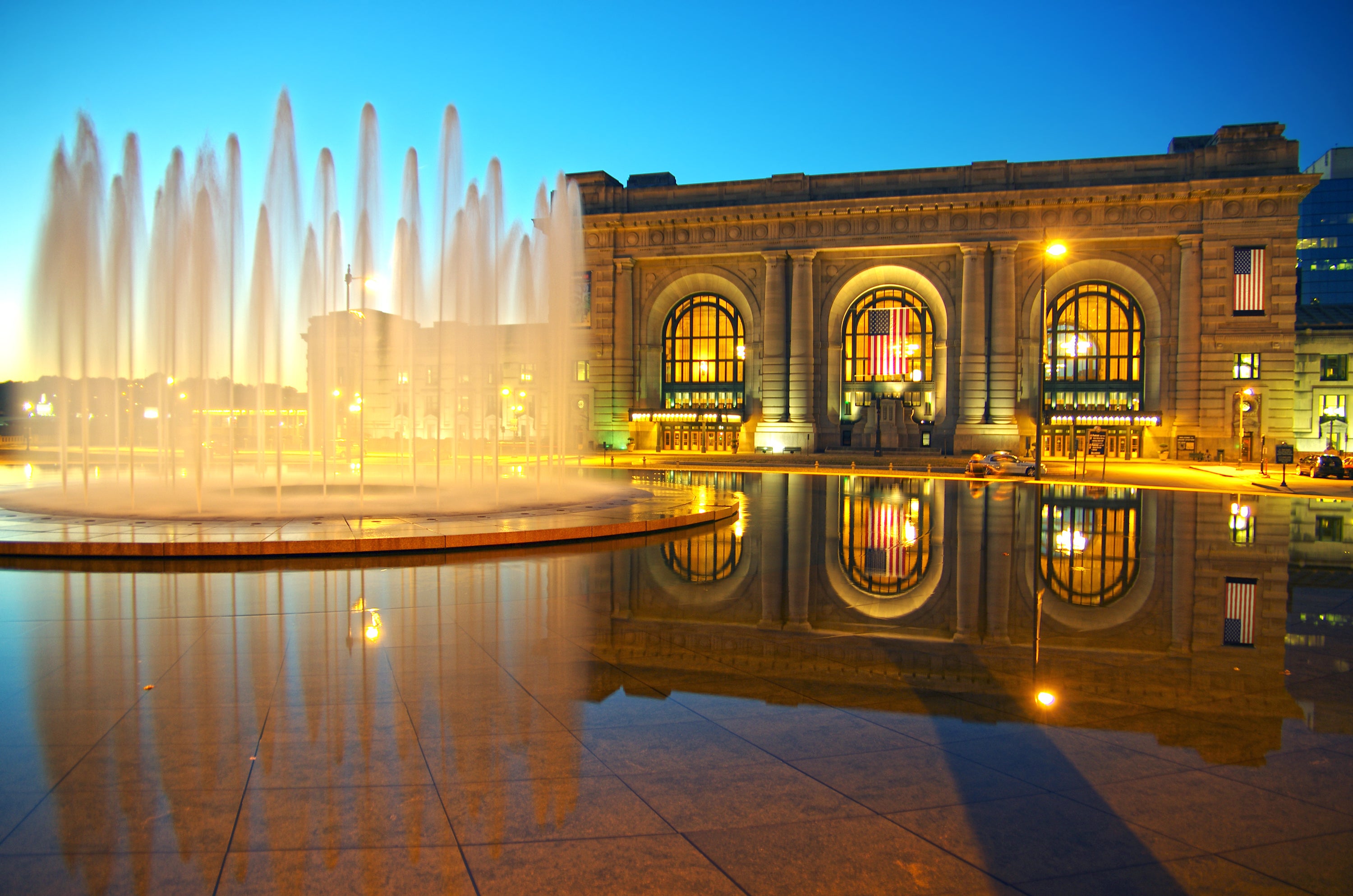 The fountain outside Union Station