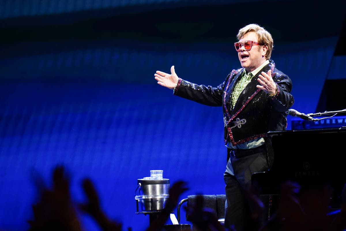 Sir Elton John Says Ending Aids By 2030 Is Possible As He Launches New Funding The Independent 