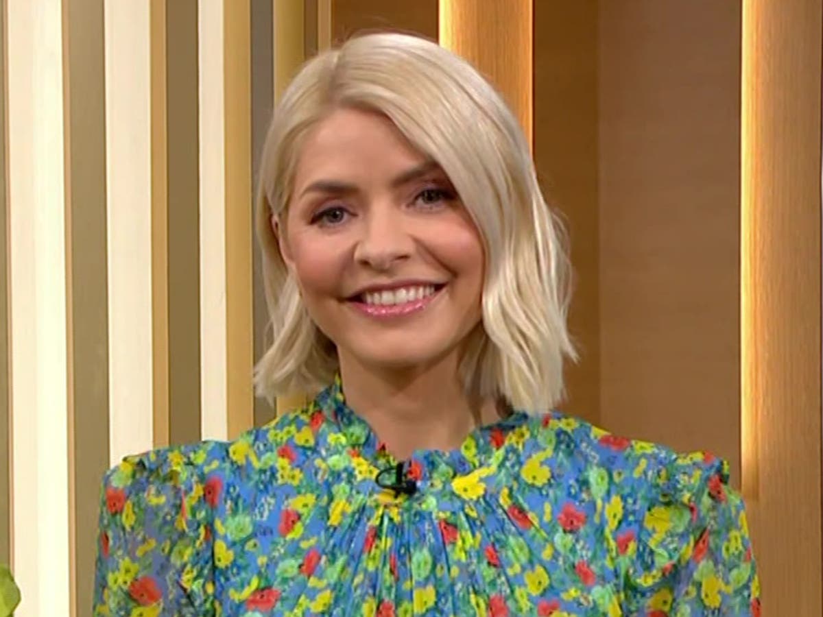 David Baddiel tears apart Holly Willoughby’s This Morning statement