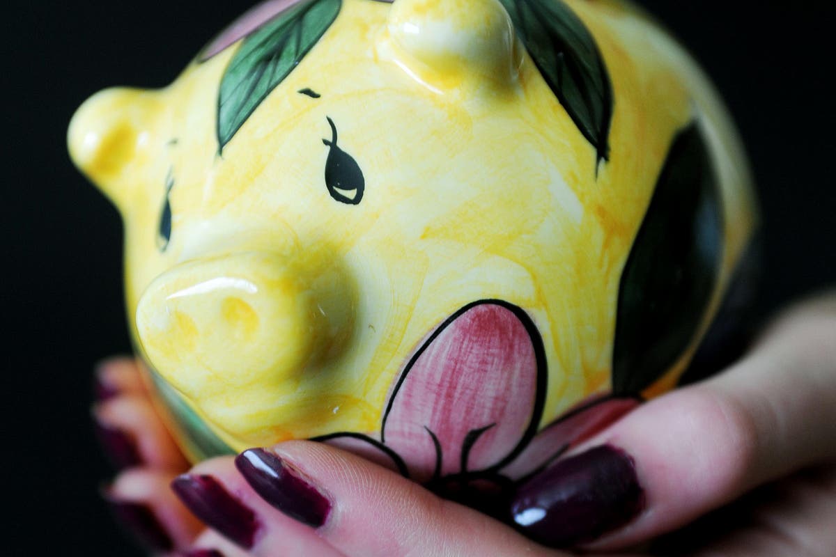 Pension trustees ‘should guard against savers making knee-jerk decisions’ Pension trustees ‘should guard against savers making knee-jerk decisions’