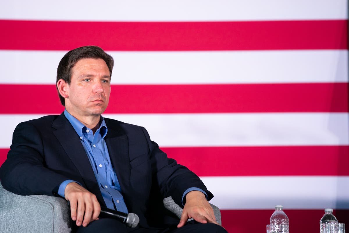 Texas sheriff recommends criminal charges over DeSantis migrant flights Texas sheriff recommends criminal charges over DeSantis migrant flights