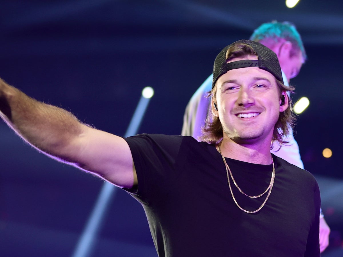 Wallen cleared to sing again after…