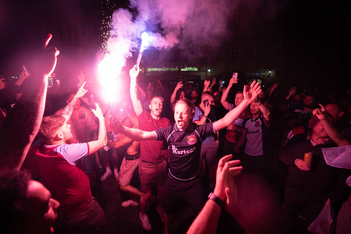 West Ham news LIVE: Reaction after Fiorentina final as fans clash with riot police