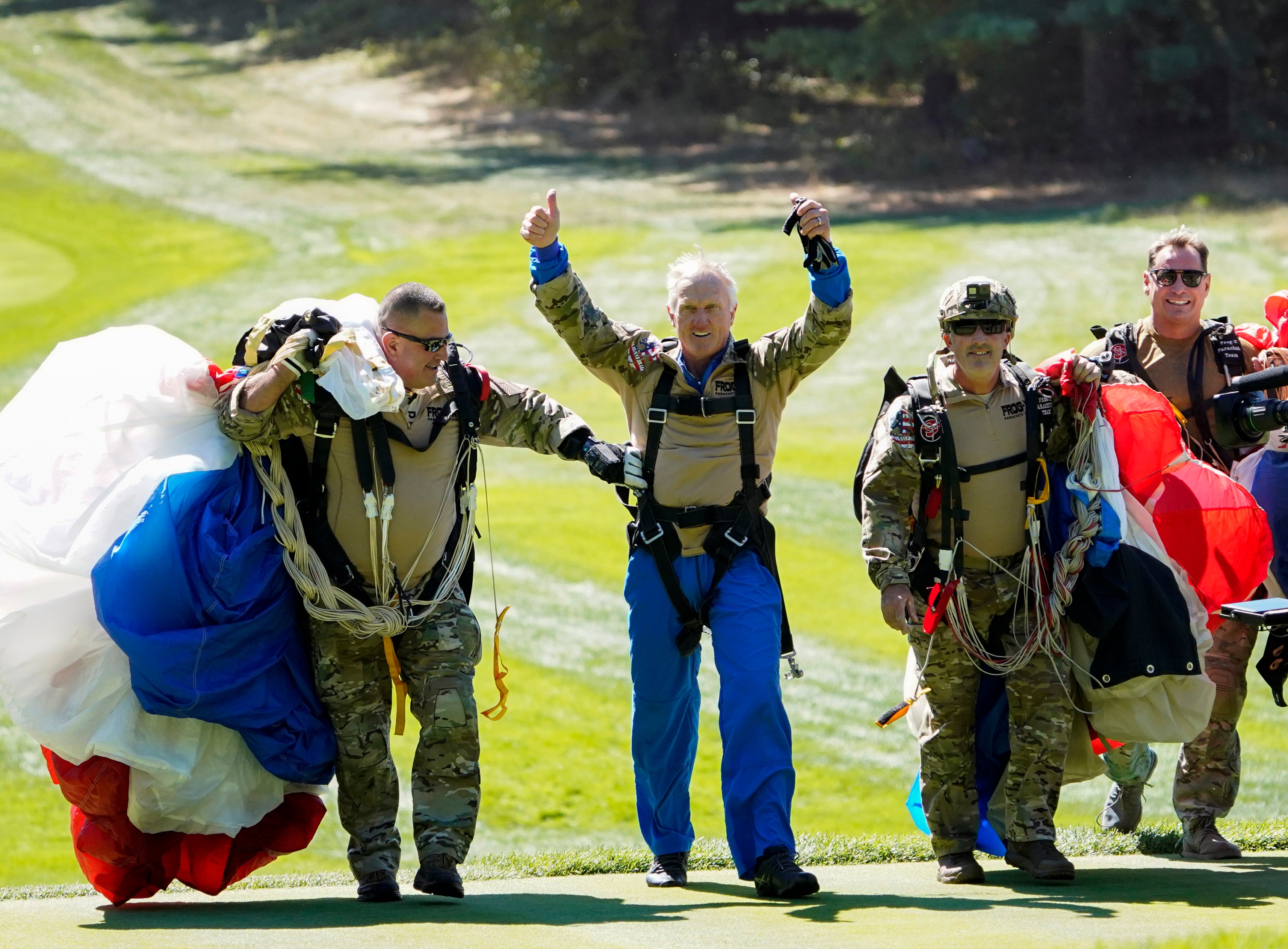 Saudis Tour Broker Golf