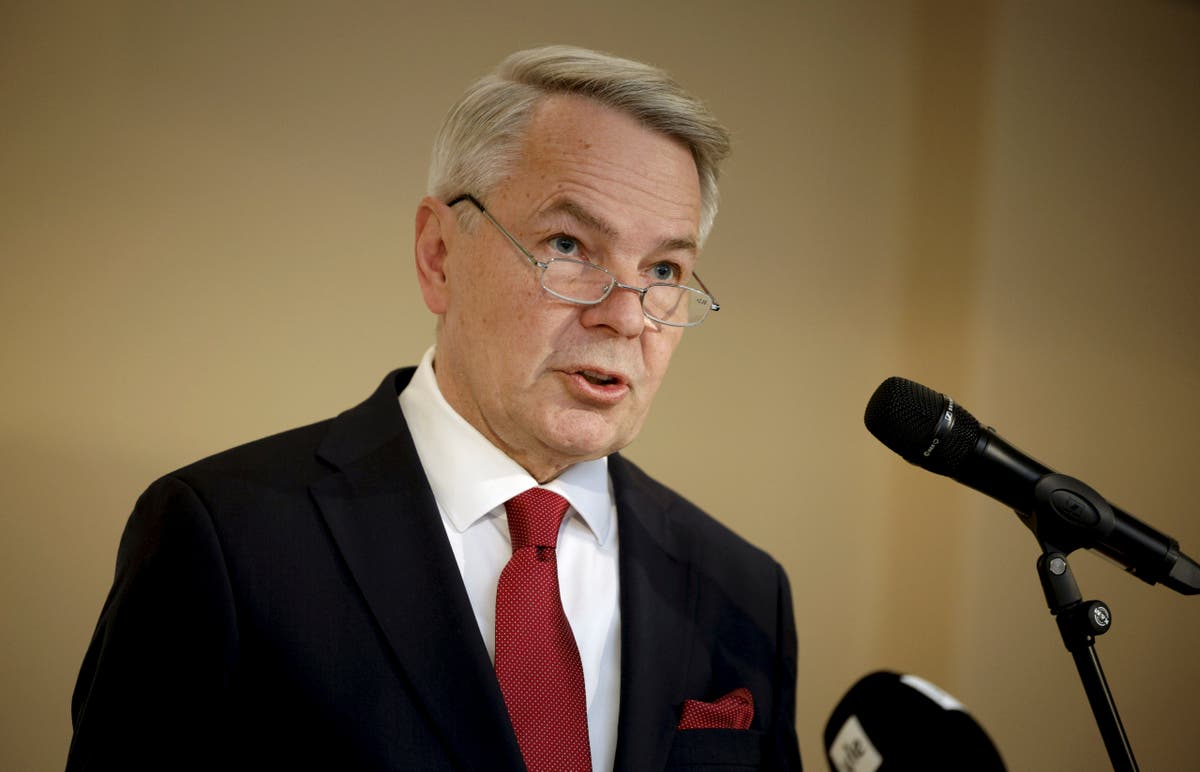Finland's popular foreign minister announces bid to run in 2024
