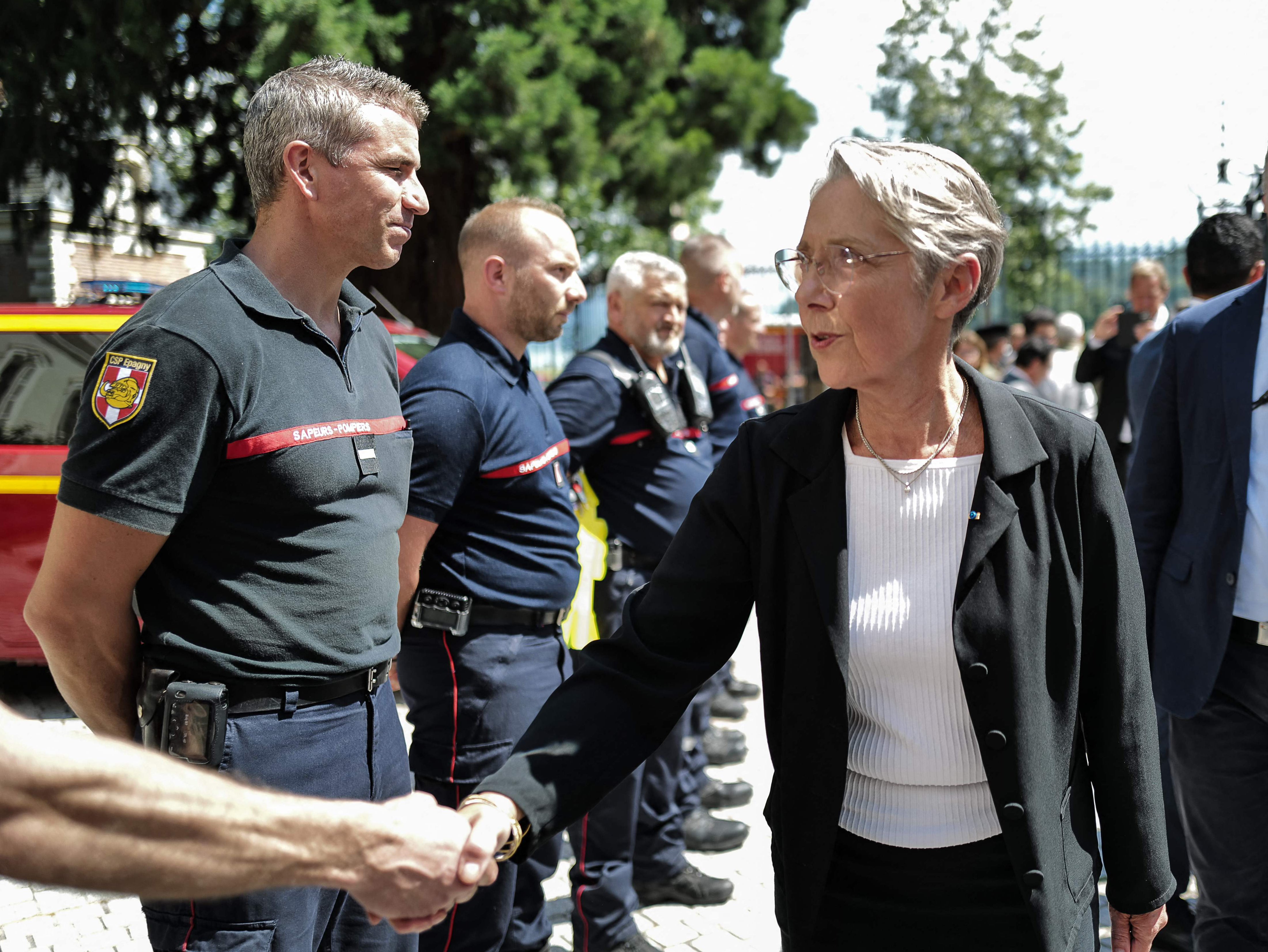 French Prime Minister Elisabeth Borne meets emergency workers