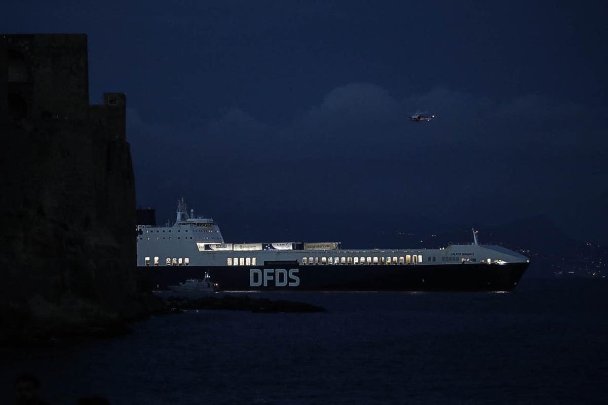 Las fuerzas especiales italianas abordaron un carguero turco ‘después de detectar personas no identificadas’