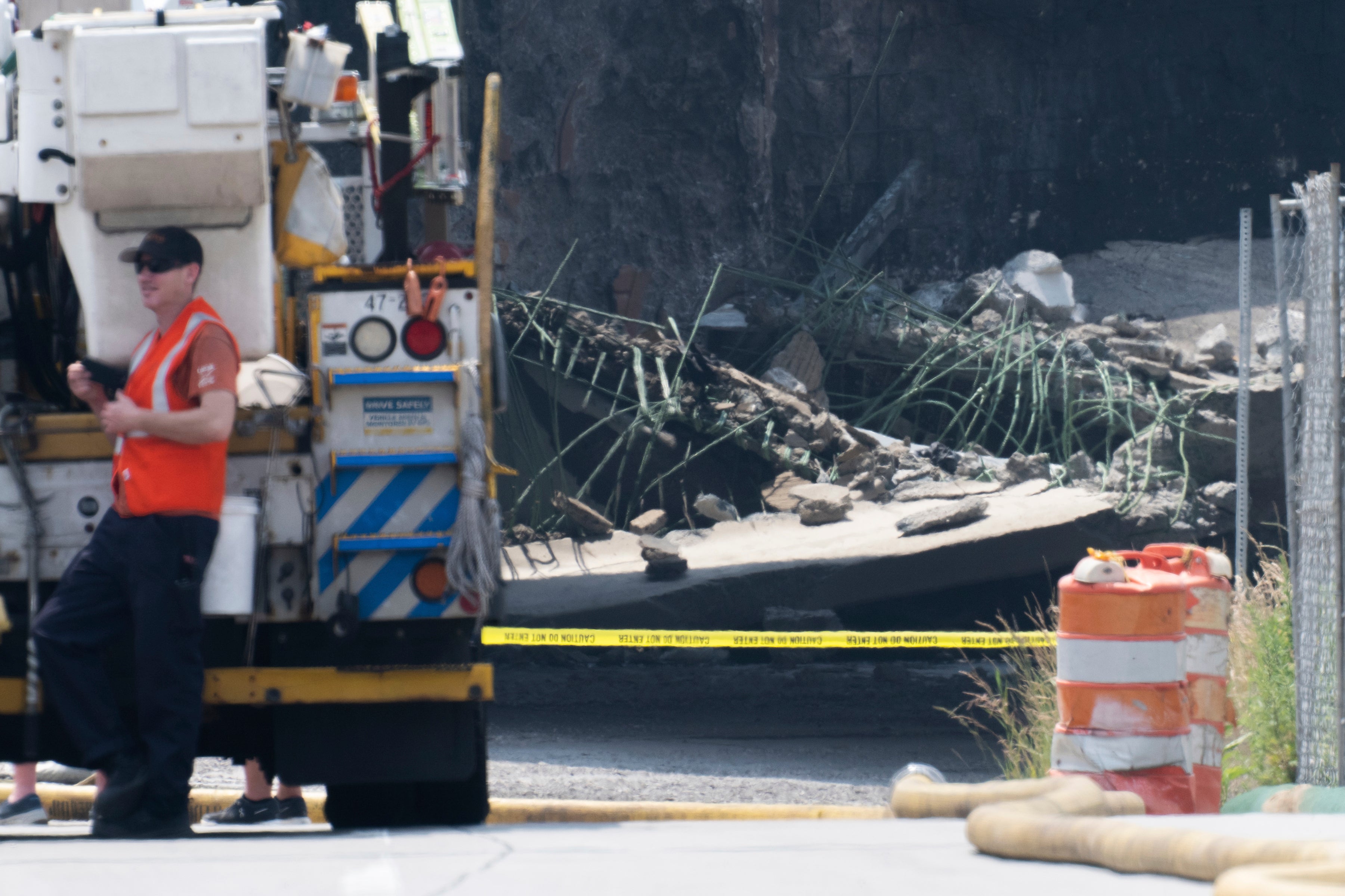 FILADELFIA-AUTOPISTA COLAPSADA