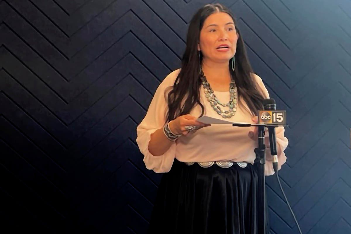 Hundreds of tribal members, mostly Navajo, living on Phoenix streets amid fake sober home crackdown