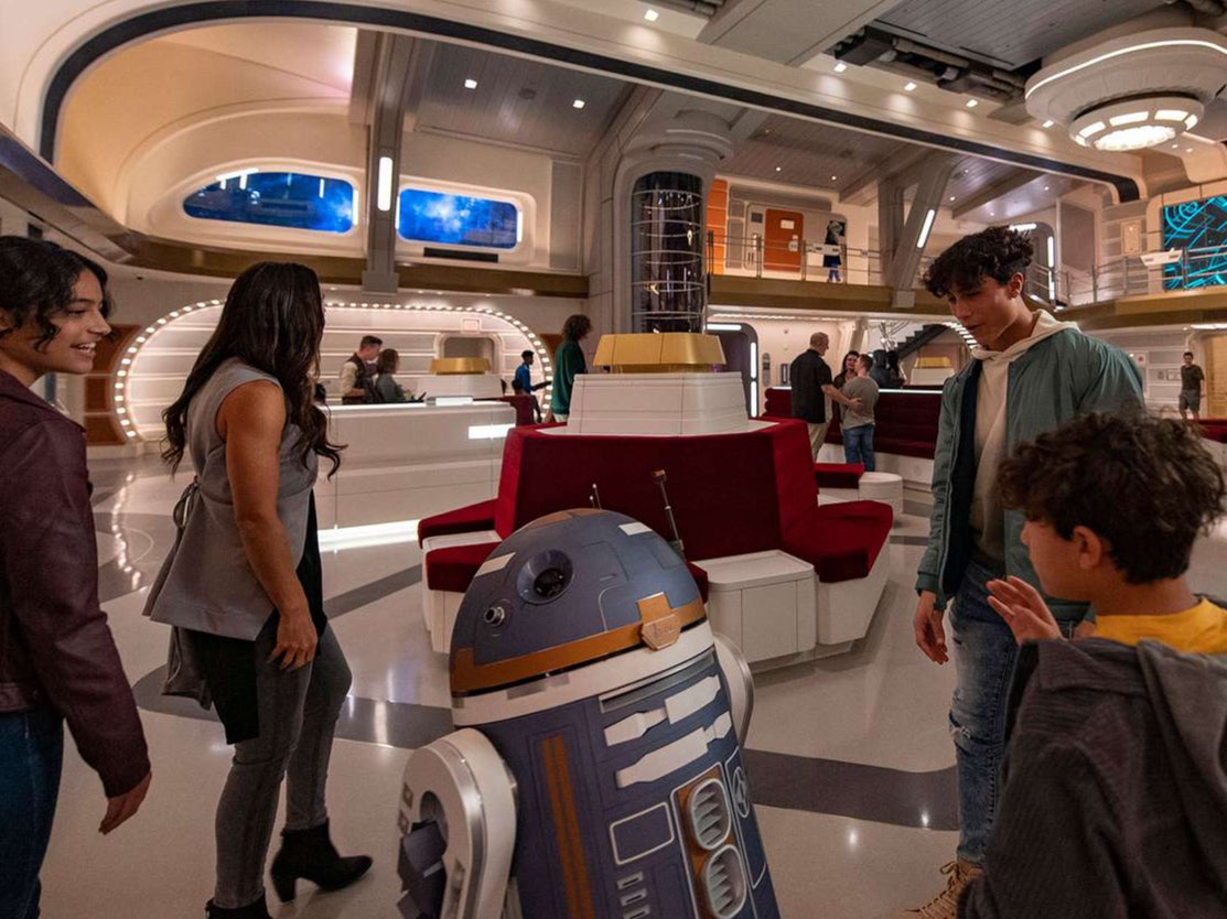 Guests get to interact with androids and staff in character
