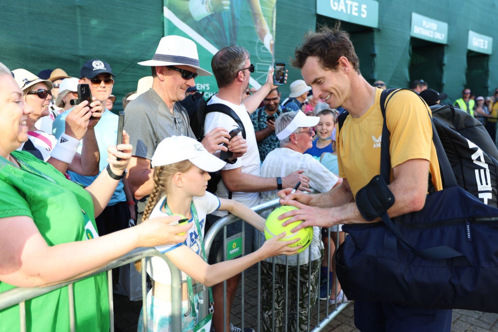 Andy Murray greets fans in Nottingham