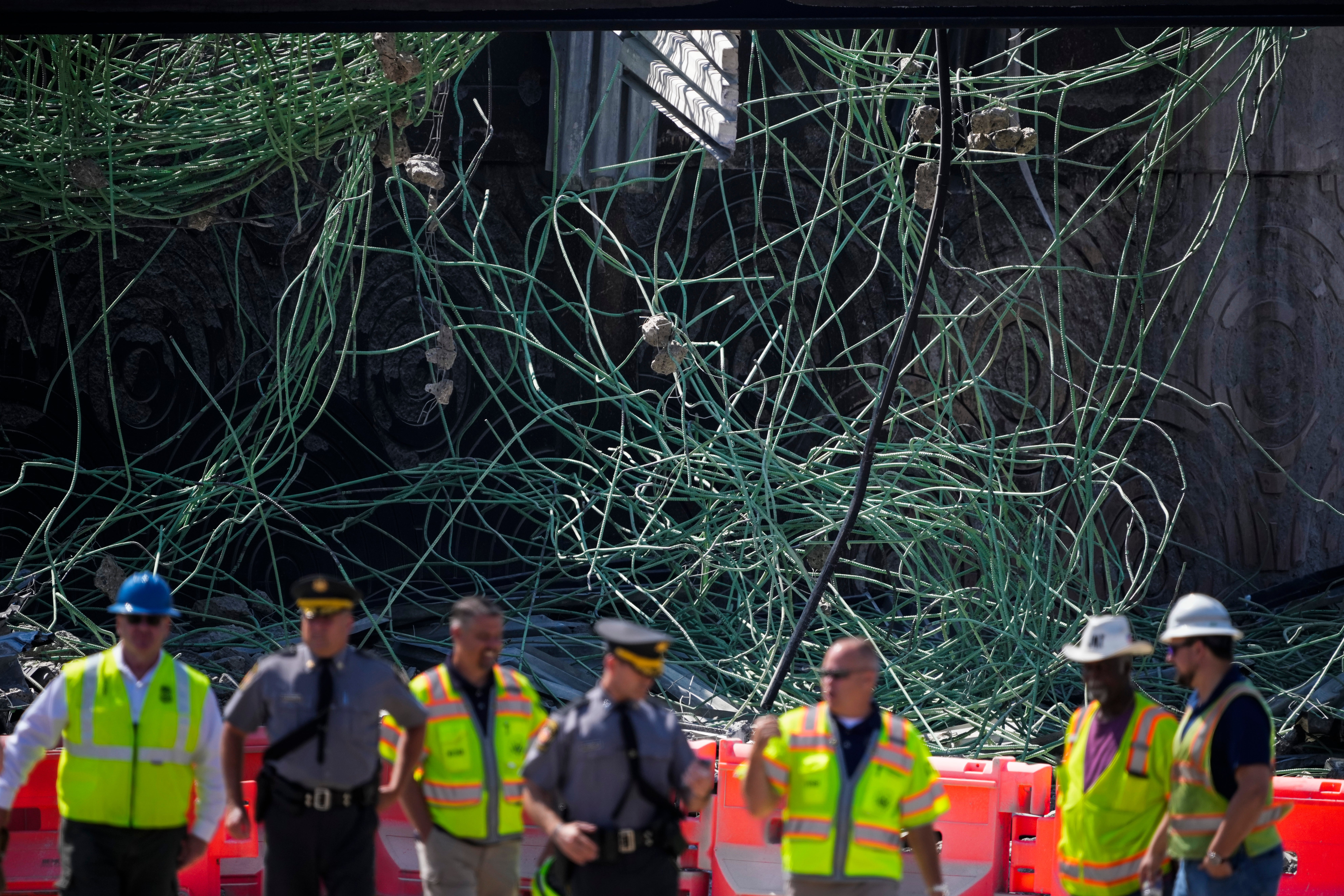 APTOPIX I-95 Collapse