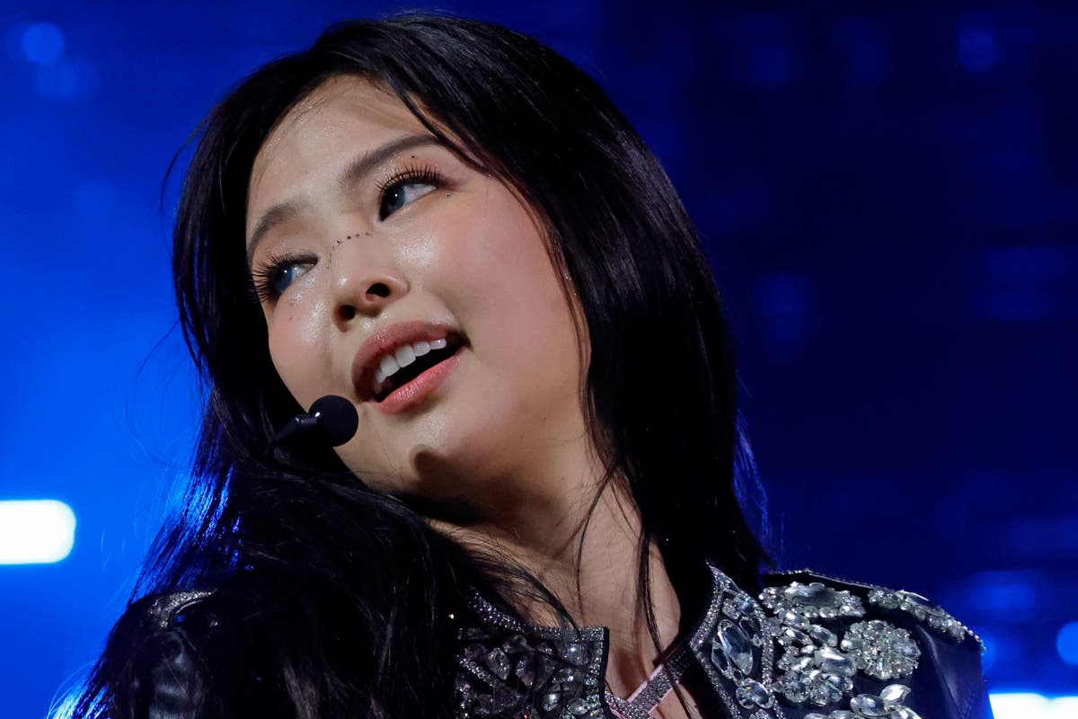 Blackpink&rsquo;s Jennie apologises to fans for abruptly leaving Melbourne concert due to poor health
