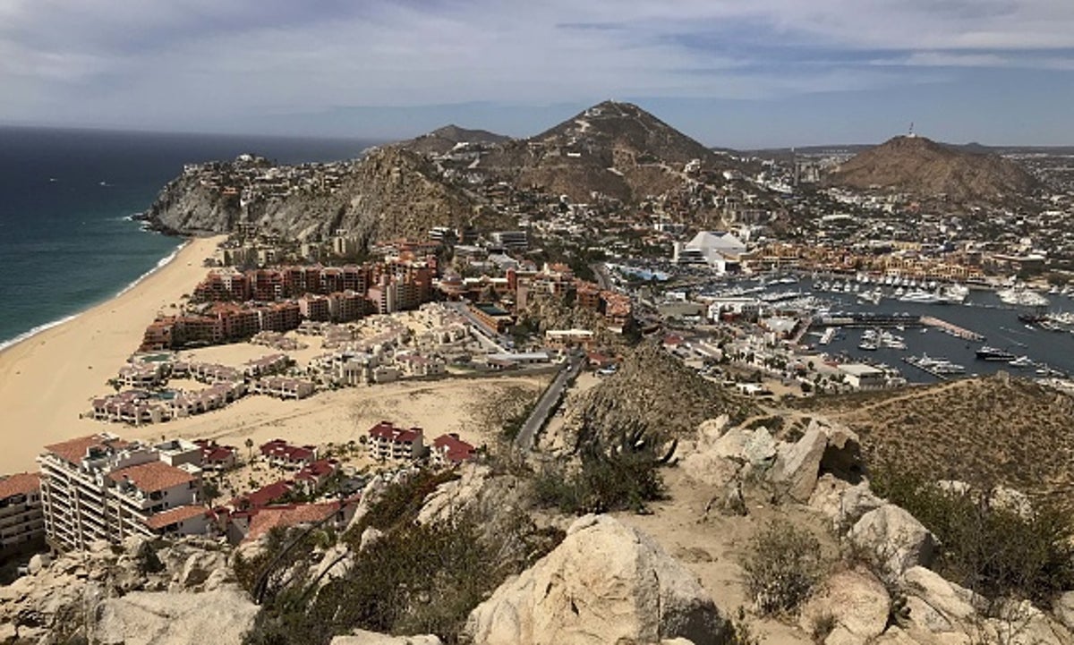 Two Americans found dead in luxurious Baja California Sur hotel suite