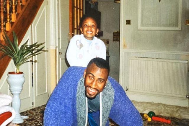 <p>Nicole with her dad Glen Vassell in her childhood home in London in 1995</p>