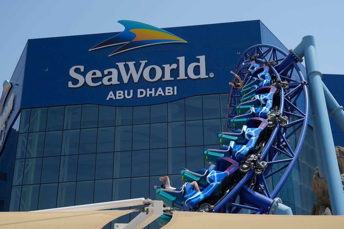 SeaWorld Orlando unveils virtual reality roller coaster