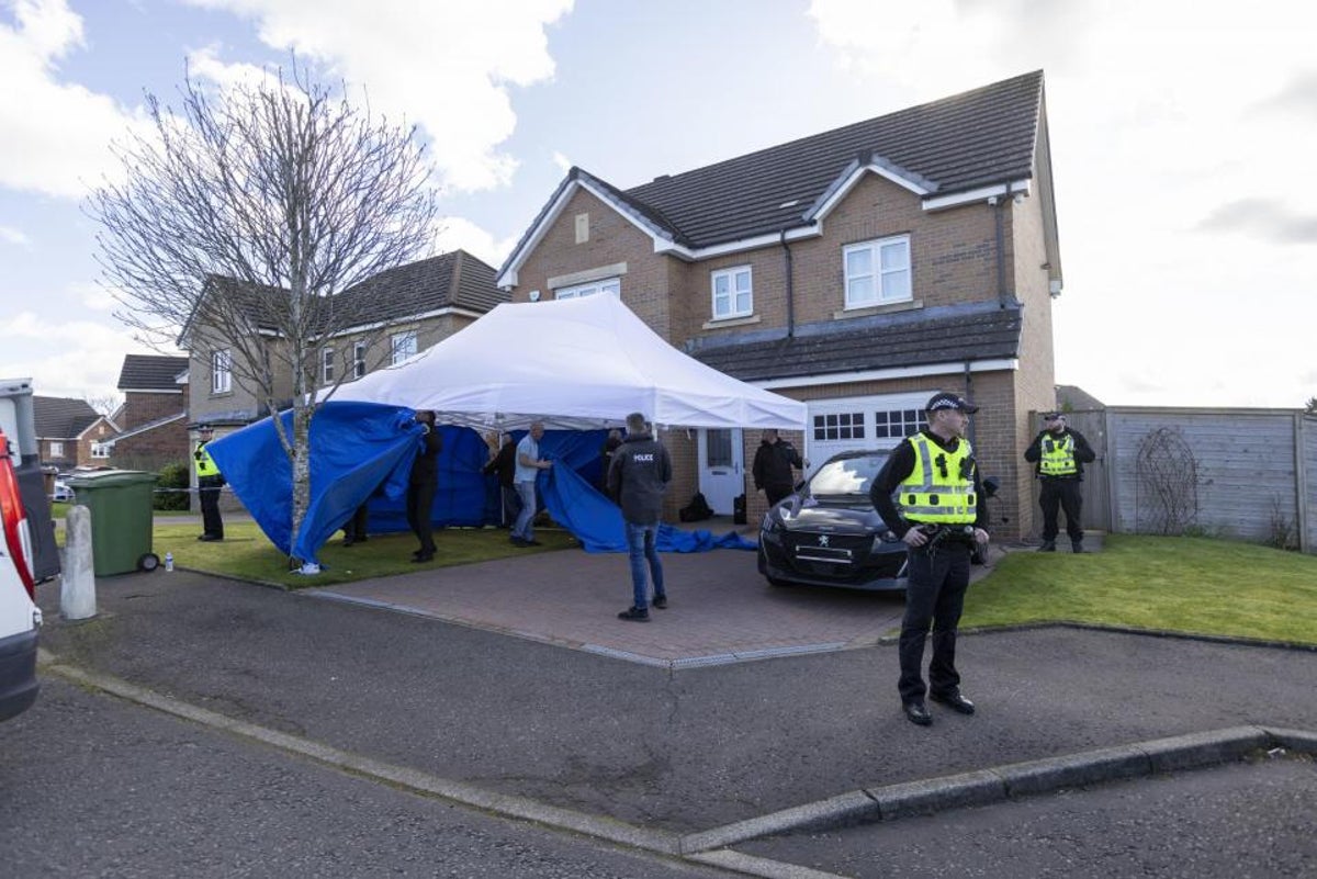 Police face questions over forensic tent outside Nicola Sturgeon home