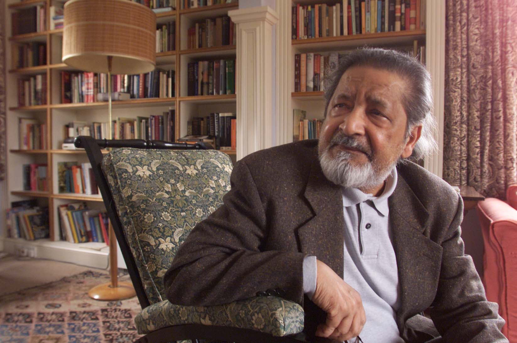 VS Naipaul at home in 2001