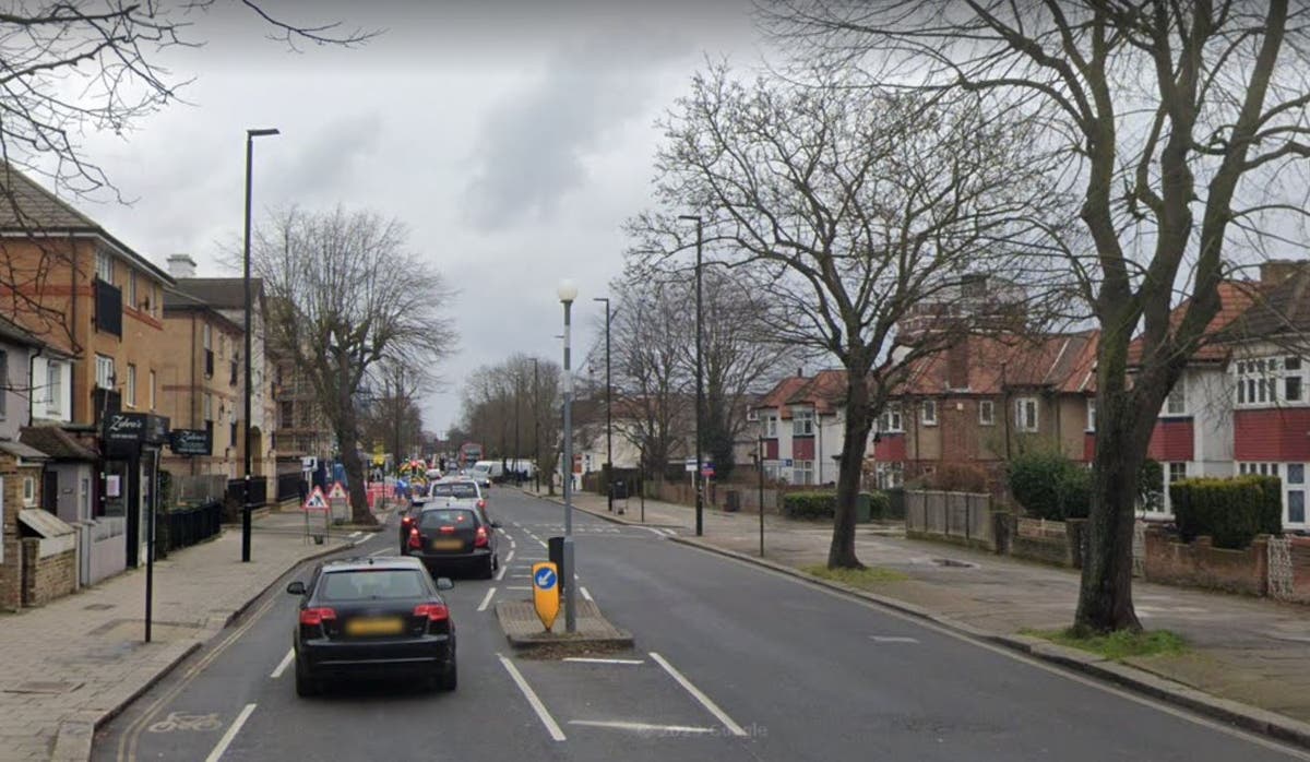 Hounslow incident latest news - Met police homicide probe as two children among four found dead in flat 