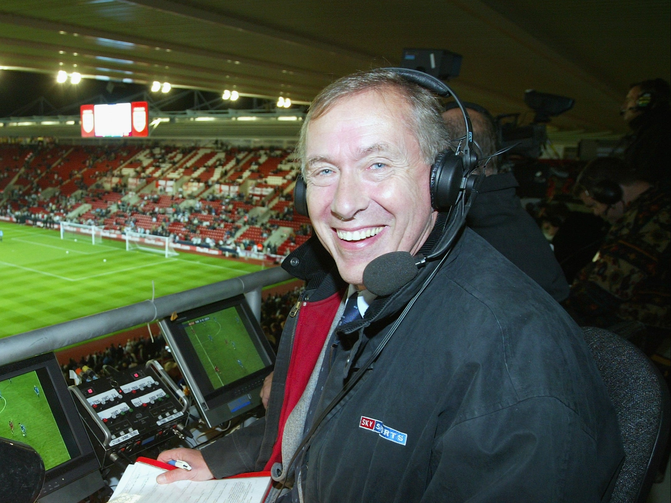 Football Commentator Martin Tyler Stepping Down From 