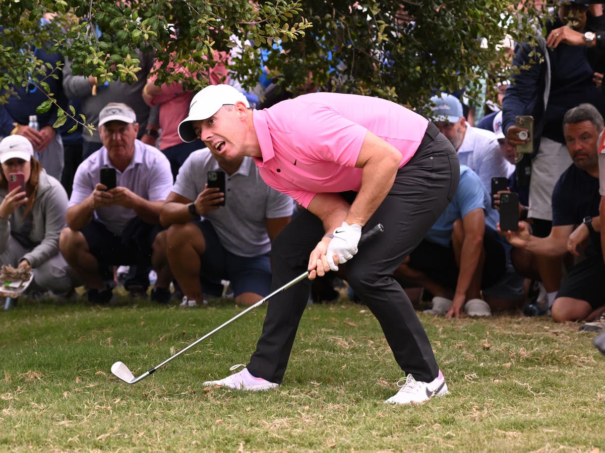 Rory McIlroy&rsquo;s flying finish puts him right in contention at intriguing US Open