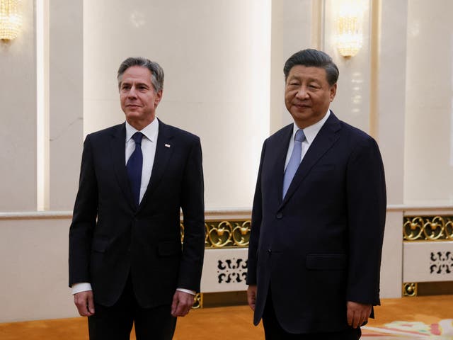 <p>Antony Blinken, left, meets with Xi Jinping</p>