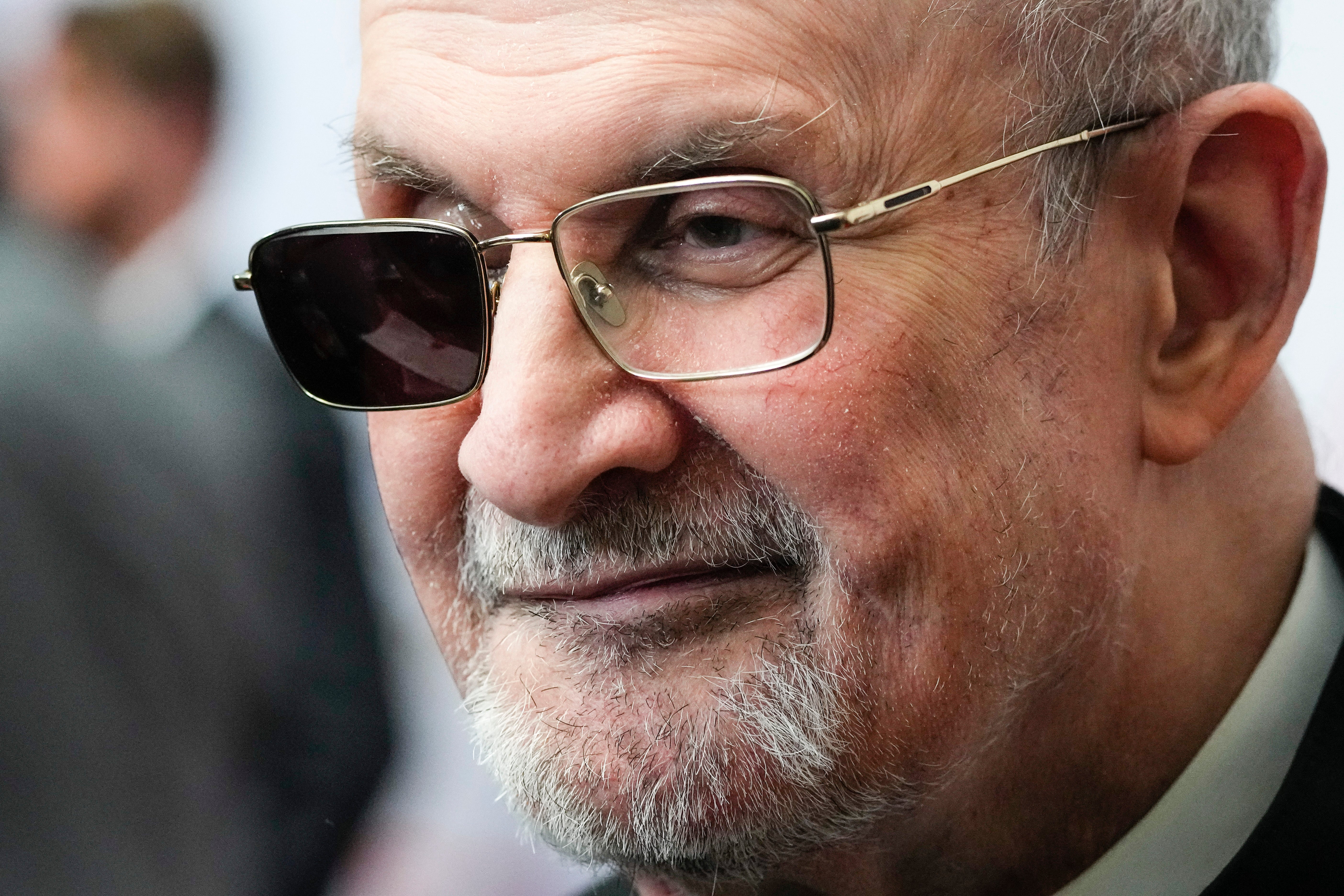 5616px x 3744px - Author Salman Rushdie awarded prestigious German prize for his literary  work and resolve | The Independent