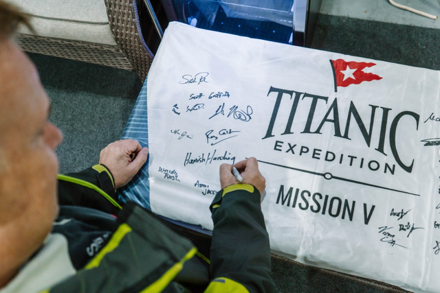 El multimillonario británico Hamish Harding publicó en las redes sociales su entusiasmo por visitar los restos del Titanic.