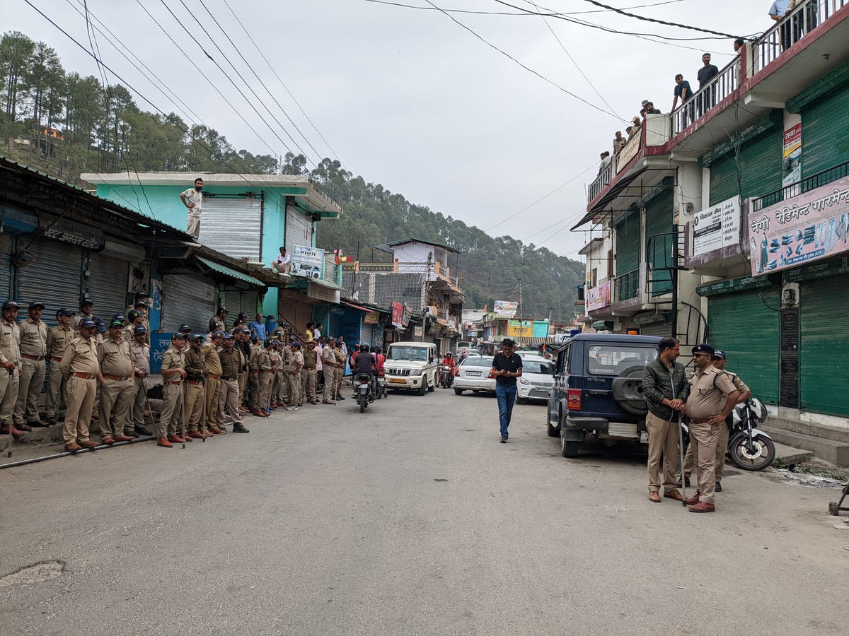 Their homes were marked with black X signs. Now Muslims in India are leaving Himalayan towns in fear for their lives