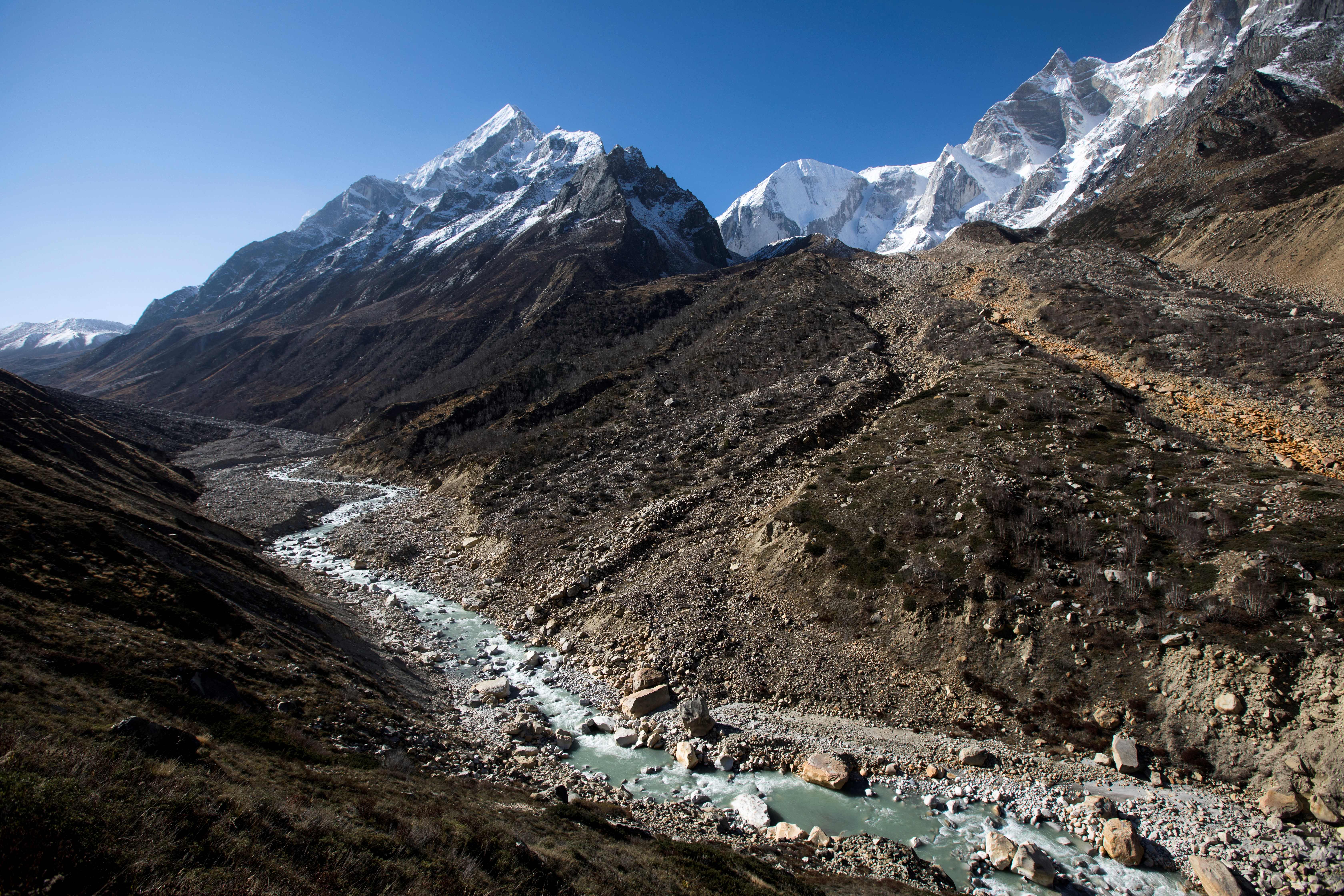 Himalayan glaciers are a source for freshwater for 16 rivers