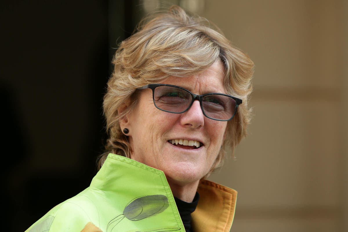 Dame Sally Davies says she is &lsquo;sorry&rsquo; to relatives of Covid victims